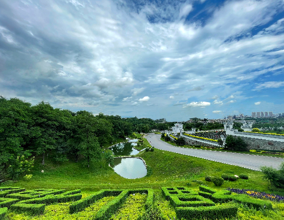 打造公園式公墓環(huán)境 沈陽墓園福山公墓打造公園式公墓環(huán)境